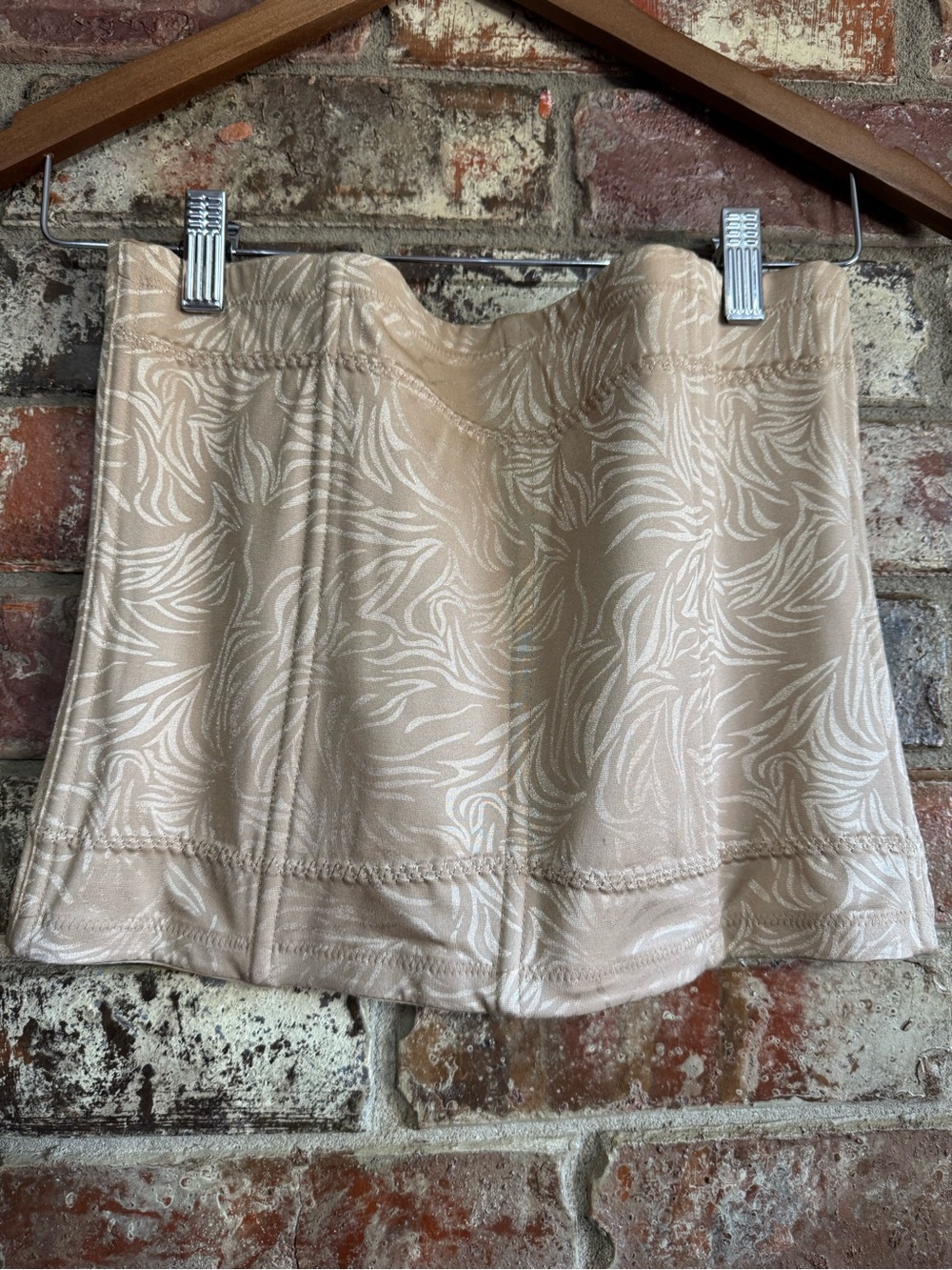 Maidenform Beige ulta form control waist cincher / trainer